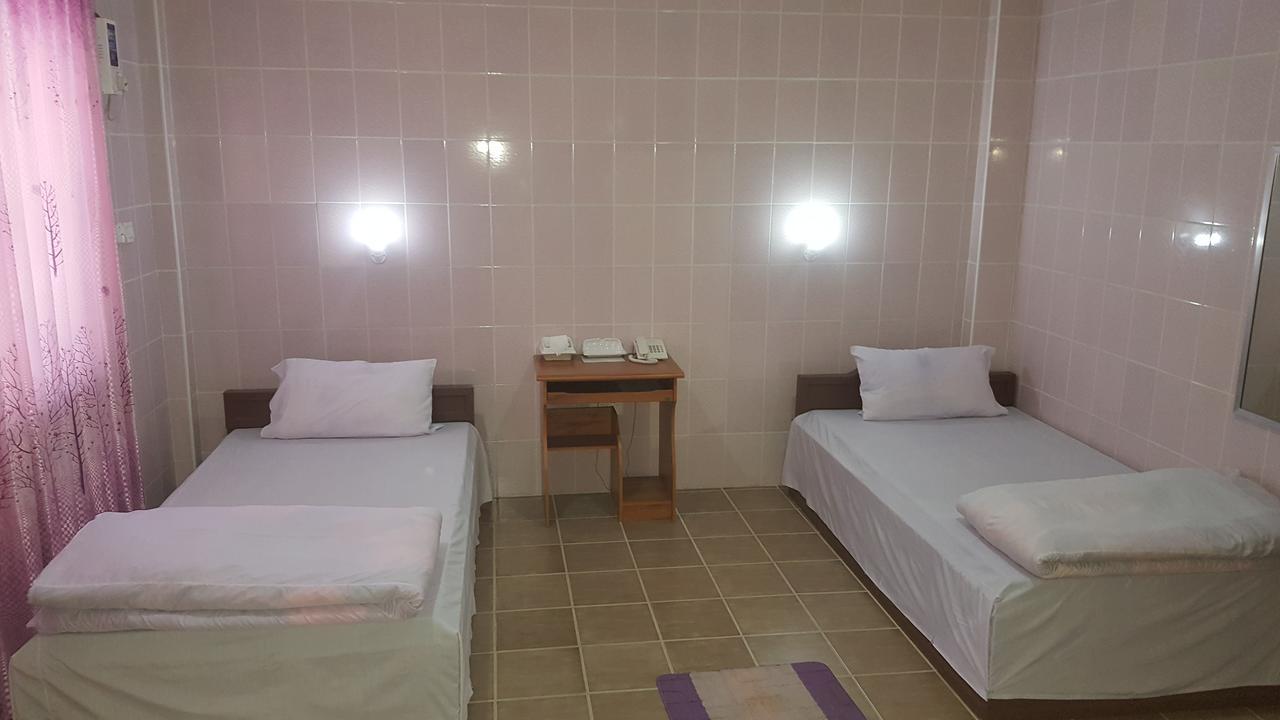 Red Dragon Hotel Хзипо Экстерьер фото